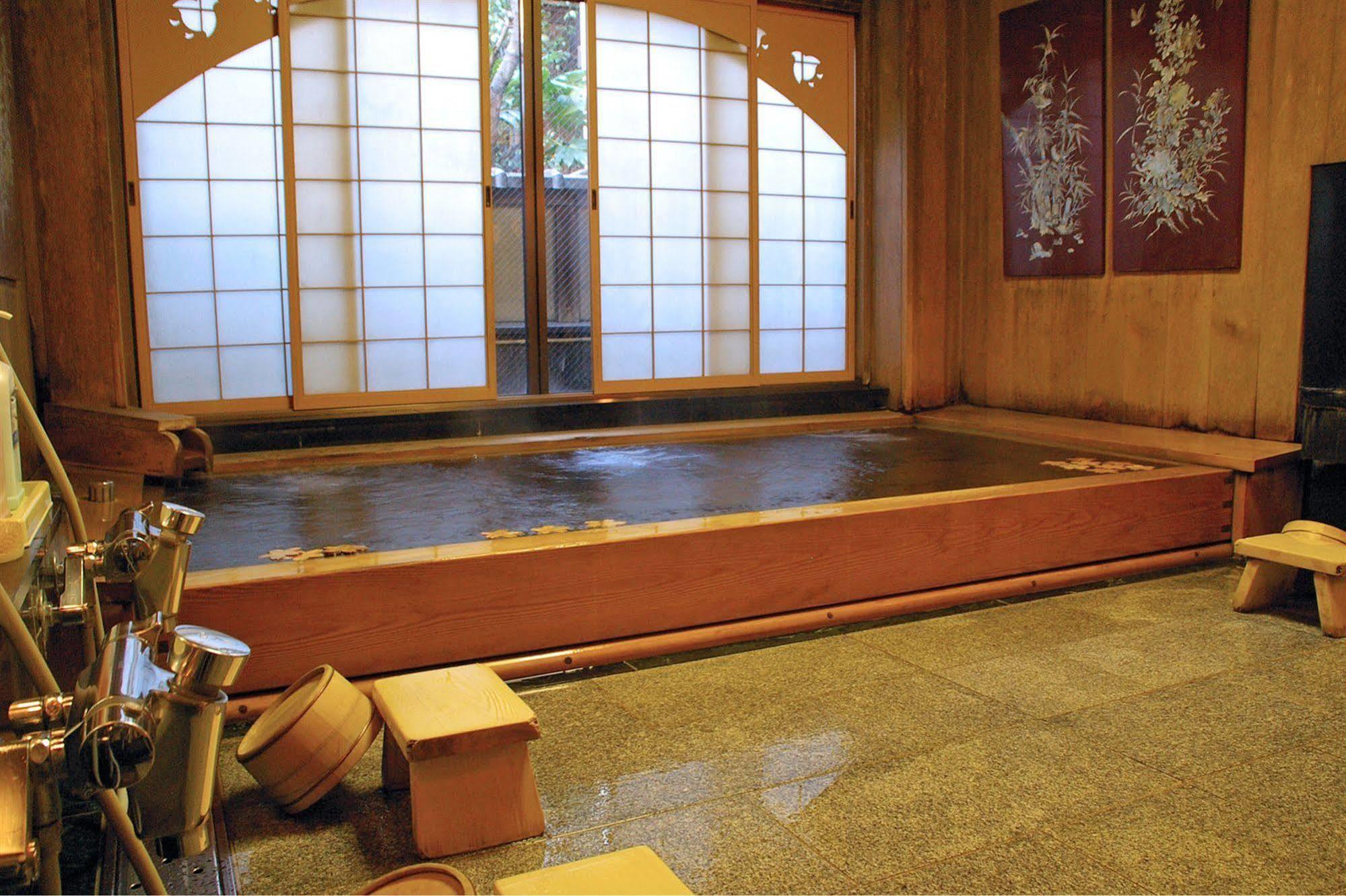 Seikoro Ryokan - Established In 1831 Kyoto Exterior photo